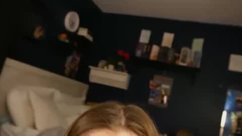 Snapshot of brunettebaby040 chatting on October 2025 06:03:02 AM brunettebaby040 online show from October 2025 06:03:02 AM