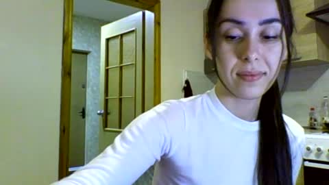 Snapshot of brunettgirl_ chatting on December 2024 04:39:01 PM Ellis online show from December 2024 04:39:01 PM