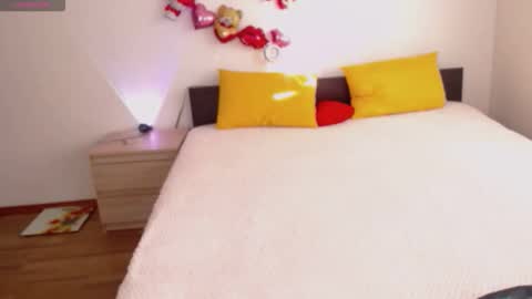 Snapshot of brunettgirl_ chatting on October 2025 05:07:02 AM Ellis online show from October 2025 05:07:02 AM