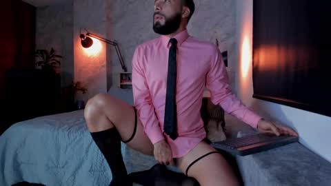 Andres Suarez online show from September 2025 01:16:02 AM