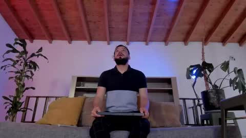 Snapshot of bruno_woods chatting on April 2026 12:08:02 PM Andres Suarez online show from April 2026 12:08:02 PM