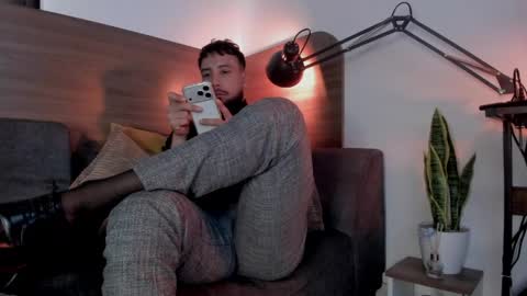 Snapshot of bruno_woods chatting on May 2026 04:25:02 PM Andres Suarez online show from May 2026 04:25:02 PM