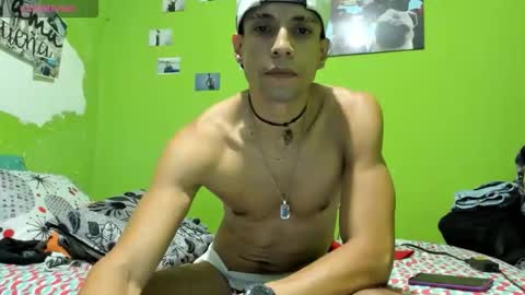 Snapshot of brunocuttie94 chatting on June 2026 03:54:02 AM Join my fan club here 150 tokens a month online show from June 2026 03:54:02 AM