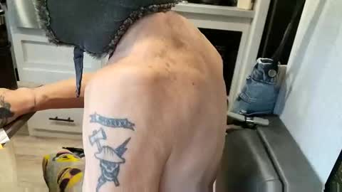 Snapshot of brushsquach chatting on October 2025 06:08:02 PM Steve... aka SkinnieDippin aka TimberTramp online show from October 2025 06:08:02 PM