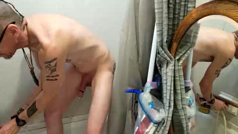 Steve... aka SkinnieDippin aka TimberTramp online show from February 2026 05:11:01 PM