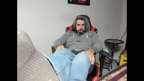 BRUTALMASTER1983 online show from October 2025 06:18:02 PM