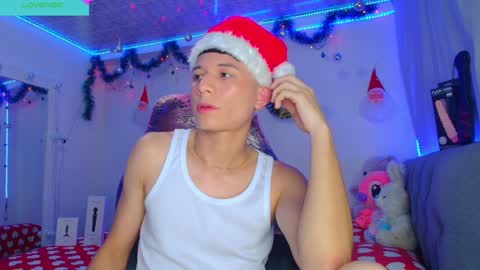 Snapshot of bryam_hot chatting on December 2024 03:25:02 AM BRYAM INDEPENDENT MODEL online show from December 2024 03:25:02 AM