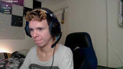 bryamado online show from February 2025 02:27:01 AM