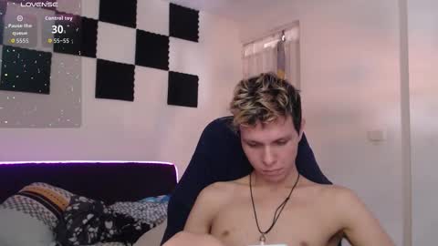 bryamado online show from October 2025 06:59:01 PM