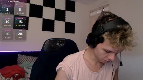 bryamado online show from October 2025 07:45:02 PM