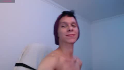 bryamado online show from April 2026 07:03:01 AM