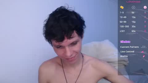 Snapshot of bryamado chatting on May 2026 04:43:01 AM bryamado online show from May 2026 04:43:01 AM