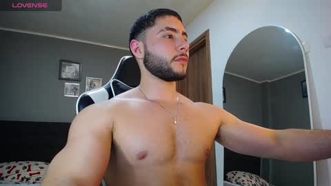 Snapshot of bryan_oficials chatting on December 2024 03:18:02 AM bryan_oficials online show from December 2024 03:18:02 AM