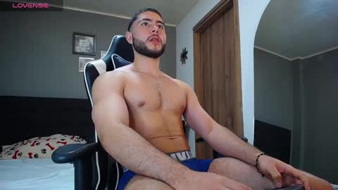 Snapshot of bryan_oficials chatting on December 2024 07:03:01 AM bryan_oficials online show from December 2024 07:03:01 AM