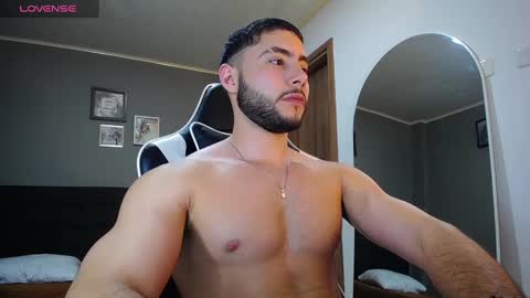 Snapshot of bryan_oficials chatting on December 2024 03:38:02 AM bryan_oficials online show from December 2024 03:38:02 AM