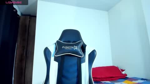 Snapshot of bryan_oficials chatting on September 2025 04:16:01 AM bryan_oficials online show from September 2025 04:16:01 AM