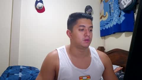 Snapshot of bryanbendy chatting on January 2025 05:30:01 AM bryanbendy online show from January 2025 05:30:01 AM