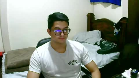 Snapshot of bryanbendy chatting on May 2026 10:41:02 PM bryanbendy online show from May 2026 10:41:02 PM
