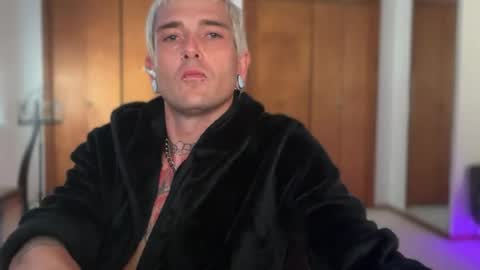 bryjybxxx online show from June 2026 04:08:02 PM