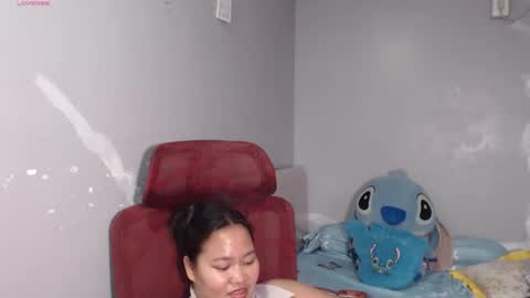 Snapshot of bubblebuttpinay chatting on April 2026 02:27:02 AM Sunshine online show from April 2026 02:27:02 AM