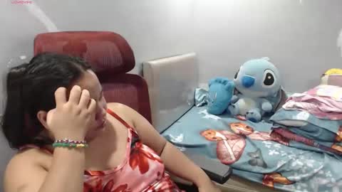 Snapshot of bubblebuttpinay chatting on May 2026 06:35:02 PM Sunshine online show from May 2026 06:35:02 PM