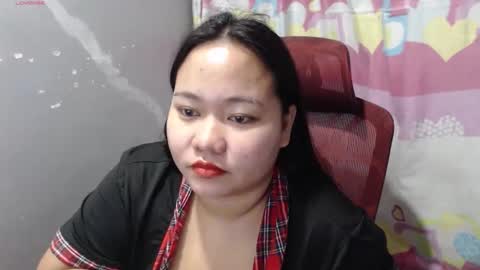 Snapshot of bubblebuttpinay chatting on May 2026 11:45:02 PM Sunshine online show from May 2026 11:45:02 PM
