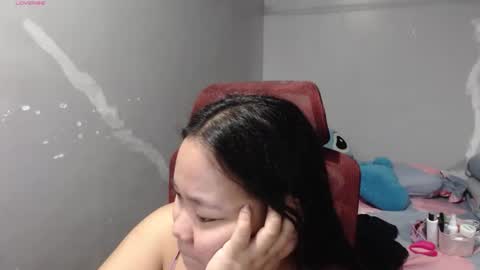 Snapshot of bubblebuttpinay chatting on May 2026 02:09:02 AM Sunshine online show from May 2026 02:09:02 AM