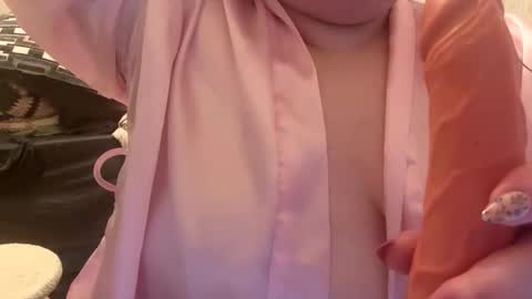 bubblegirl online show from February 2026 01:41:01 PM