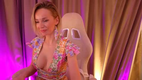 bubbling_crush online show from February 2025 08:38:02 PM