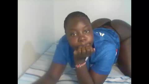 bubbly_ass30 online show from January 2026 04:33:02 PM