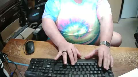 Bucku2 online show from May 2026 01:40:02 PM