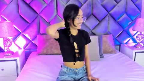 Buda y Cataleya online show from February 2026 03:04:02 PM