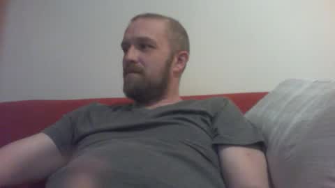 Snapshot of budgie1095 chatting on January 2025 06:10:01 PM budgie1095 online show from January 2025 06:10:01 PM