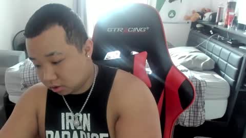 buffsexyman24 online show from March 2025 05:00:02 PM