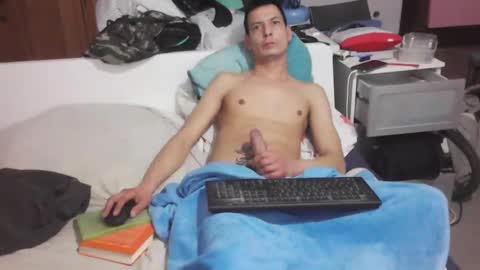 Snapshot of bufu21 chatting on January 2025 04:52:02 AM bufu21 online show from January 2025 04:52:02 AM