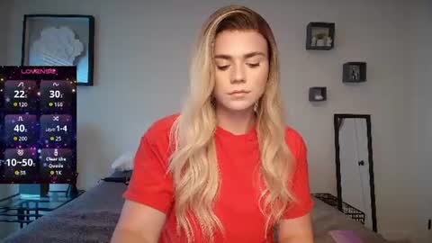 Snapshot of buitifulblonde chatting on June 2026 09:04:01 PM buitifulblonde online show from June 2026 09:04:01 PM