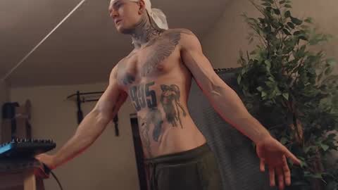 Dmitriy  online show from February 2025 04:01:01 AM