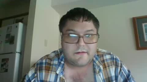 Snapshot of bulldoggie4669 chatting on October 2025 06:41:01 PM bulldoggie4669 online show from October 2025 06:41:01 PM