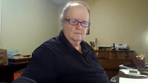 Snapshot of bullfrogg5050 chatting on February 2026 04:46:01 PM bullfrogg5050 online show from February 2026 04:46:01 PM