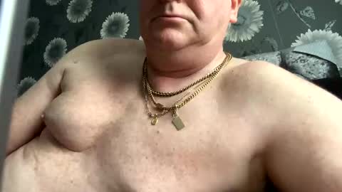 Snapshot of bumpcap22 chatting on September 2025 07:40:02 AM bumpcap22 online show from September 2025 07:40:02 AM