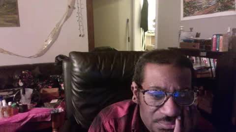 Bungalow Entertainment online show from December 2025 12:12:01 PM