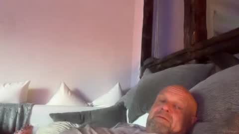 bungo78 online show from October 2025 12:44:02 PM