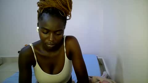 Snapshot of bunny_bliss1 chatting on May 2026 09:21:01 PM bunny_bliss1 online show from May 2026 09:21:01 PM