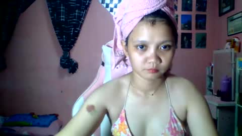 Snapshot of bunny_flower18 chatting on May 2026 11:06:01 AM bunny_flower18 online show from May 2026 11:06:01 AM
