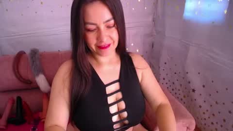 Snapshot of bunny_hoot chatting on June 2026 01:54:01 PM NINA online show from June 2026 01:54:01 PM