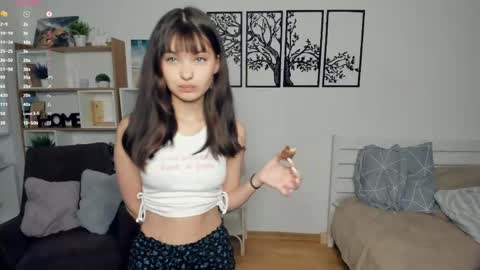 Snapshot of bunny_nova chatting on May 2026 08:10:02 AM Aria online show from May 2026 08:10:02 AM