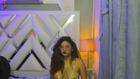 Snapshot of bunnydolly_ chatting on January 2026 04:04:02 AM bunnydolly_ online show from January 2026 04:04:02 AM