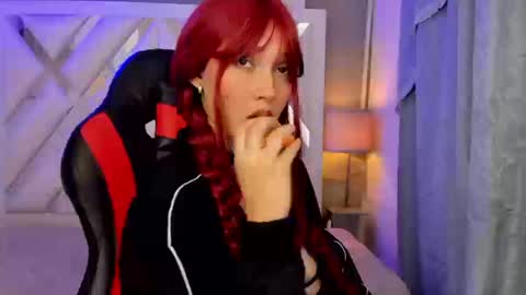 Snapshot of bunnydolly_ chatting on January 2026 04:28:01 AM bunnydolly_ online show from January 2026 04:28:01 AM