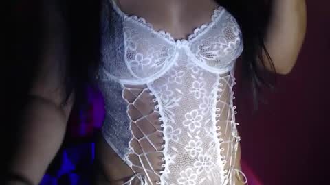 bunnyEmilyR0s33 online show from February 2026 08:00:02 AM