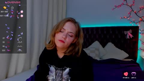 BunnyShows online show from September 2025 06:18:01 AM